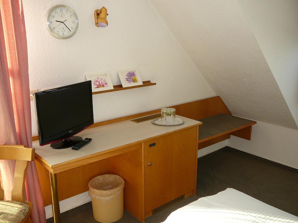 Hotel Garni Schmid Neu-Ulm Habitación foto